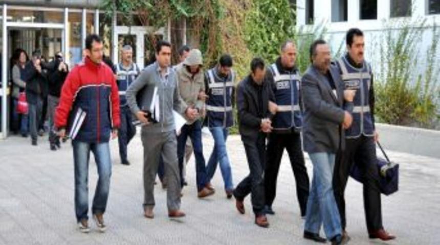 Üç ilde dolandırıcılık operasyonu: 3’ü kadın 16 gözaltı