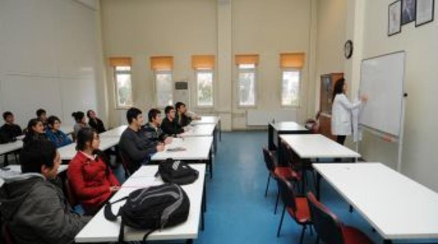 Yabancı dil kursuna yoğun ilgi