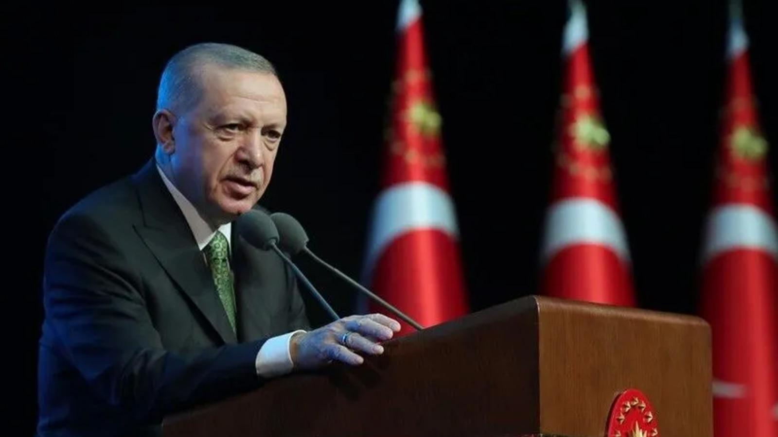 Cumhurbaşkanı Erdoğan'dan yazar Cevat Özkaya için taziye