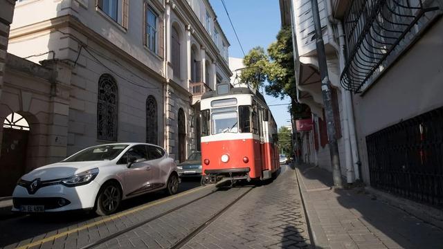 Kadıköy-Moda Tramvay Hattı yenilenecek