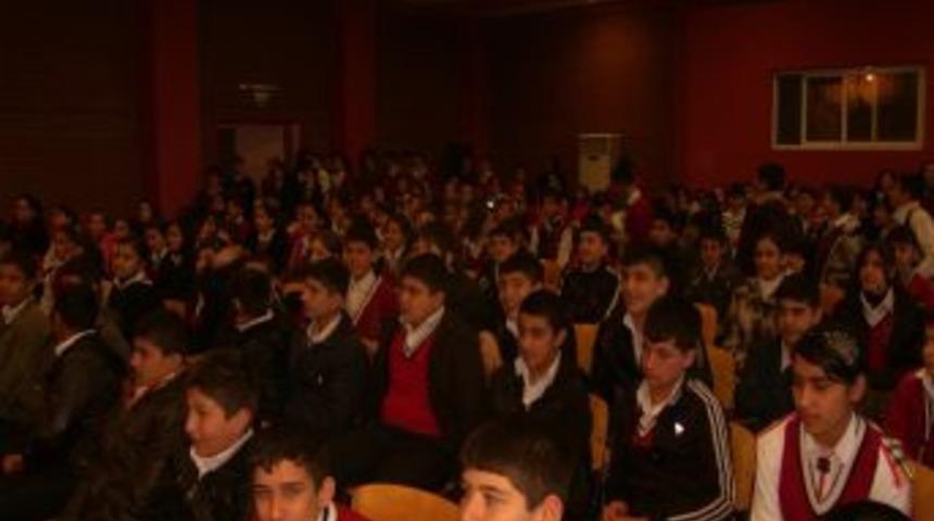 Silopi&rsquo;de İngilizce tiyatroya ilgi