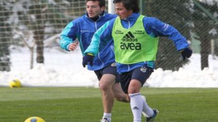 Fenerbah&ccedil;e, Kayserispor ma&ccedil;ı hazırlıklarına ara vermeden başladı