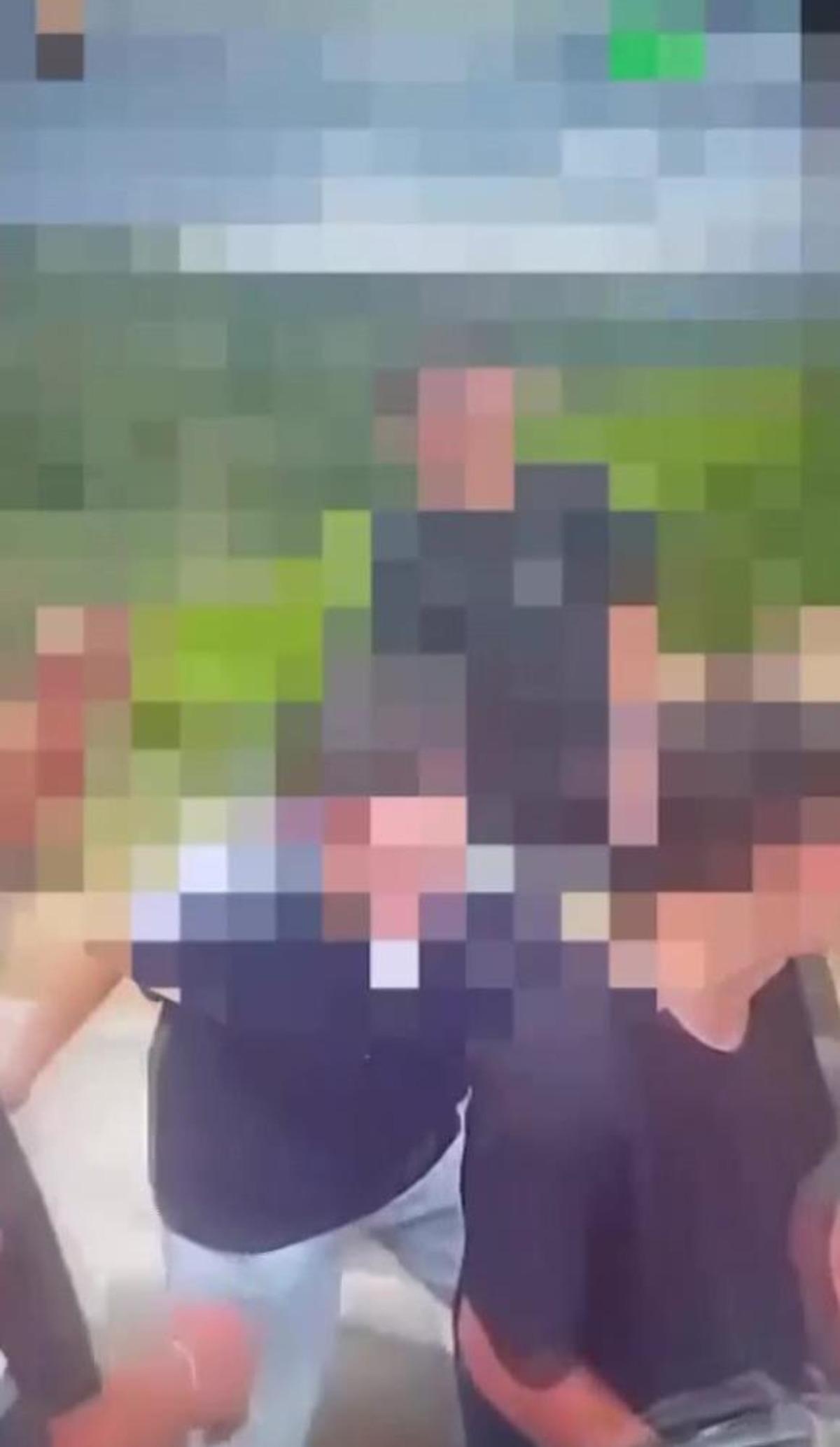 Kurusıkı tabancayla akranlarını tehdit edip görüntülerini paylaştı 2