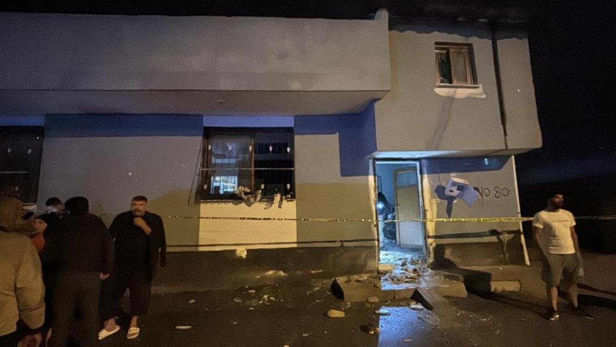 Adana da 2 si çocuk 5 kişinin bulunduğu eve el yapımı patlayıcı attılar 2