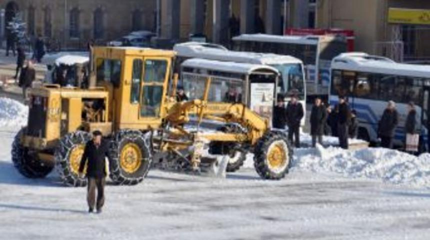 Yozgat Belediyesi 3 g&uuml;nde 400 ton tuz kullandı