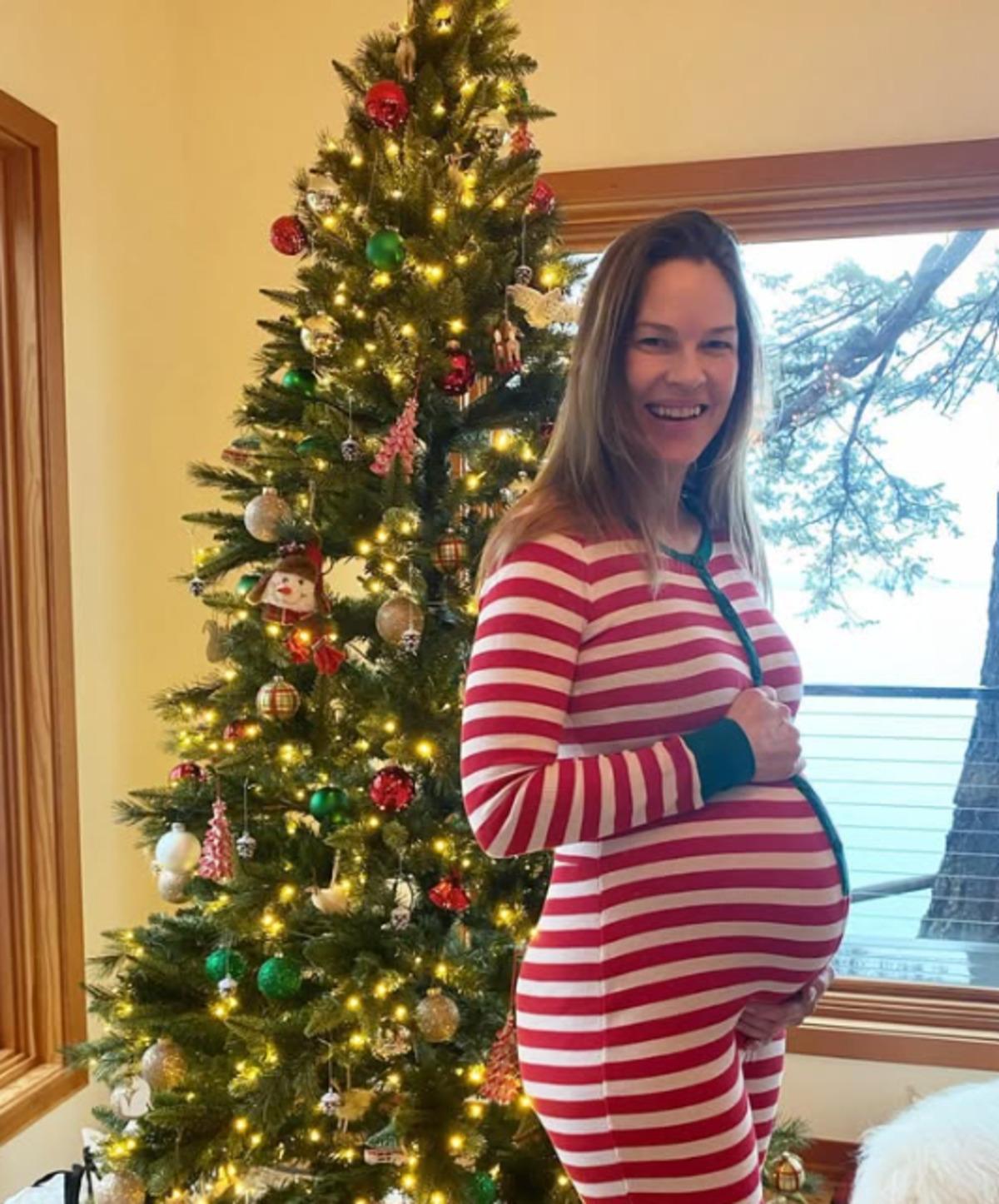 Hilary Swank ten 52 yaşında üçüncü bebek müjdesi! 2