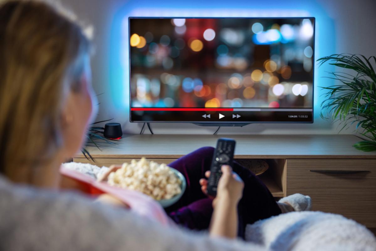 Y kuşağının televizyon karşısında fazla vakit geçirmesinin 3 nedeni 1
