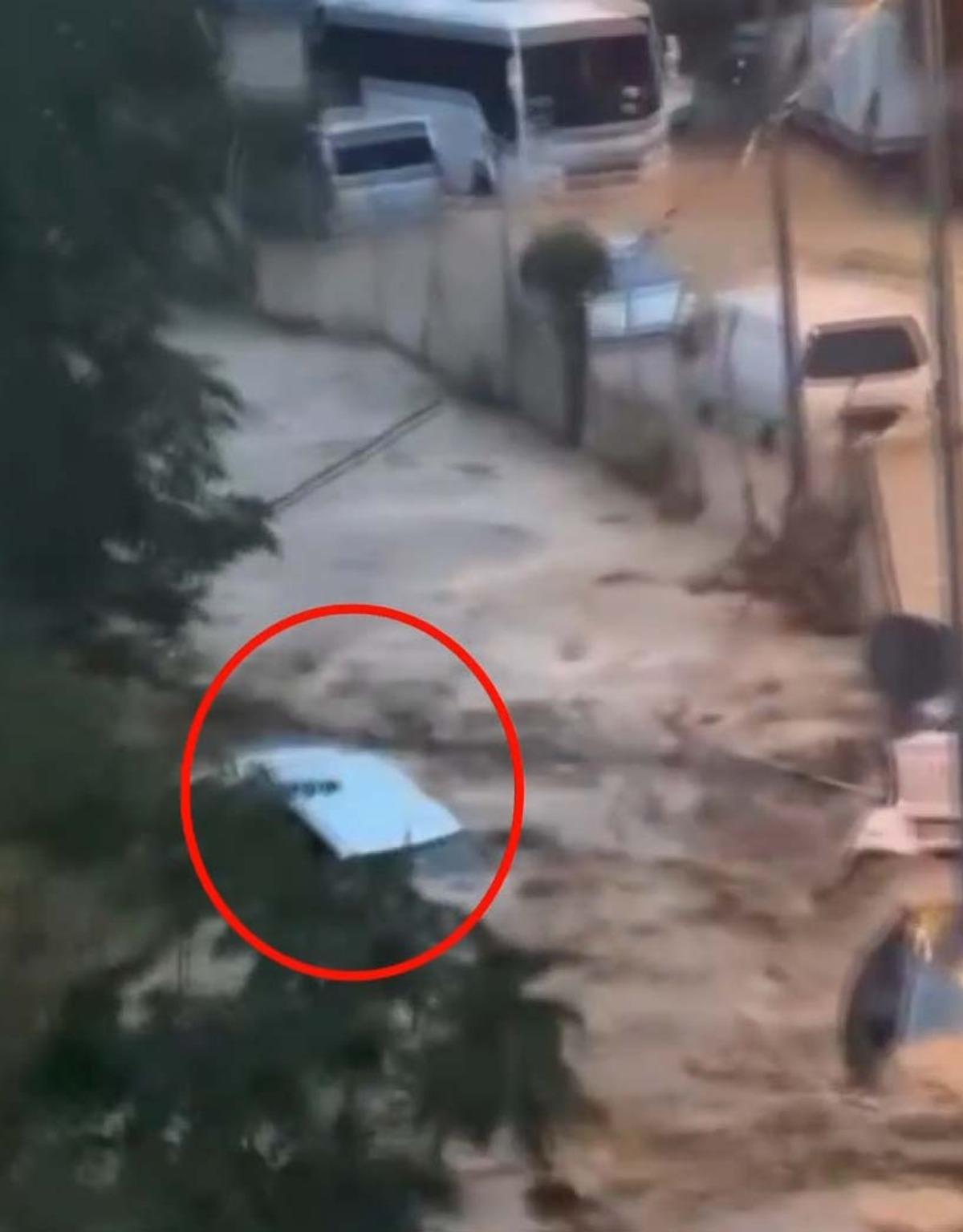 Sarıyer den y&uuml;rek yakan g&ouml;r&uuml;nt&uuml;!  İ&ccedil;inde adam var vallahi  4