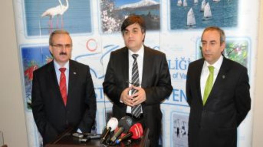 Y&Ouml;K Başkanı &Ccedil;etinsaya, ilk resmi ziyaretini Van'a yaptı