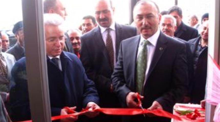 Perde ve &ccedil;eyiz sarayı hizmete a&ccedil;ıldı