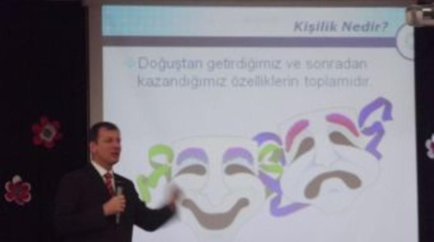 Veli, &ouml;ğretmen ve &ouml;ğrenciler kişilik testinden ge&ccedil;ti