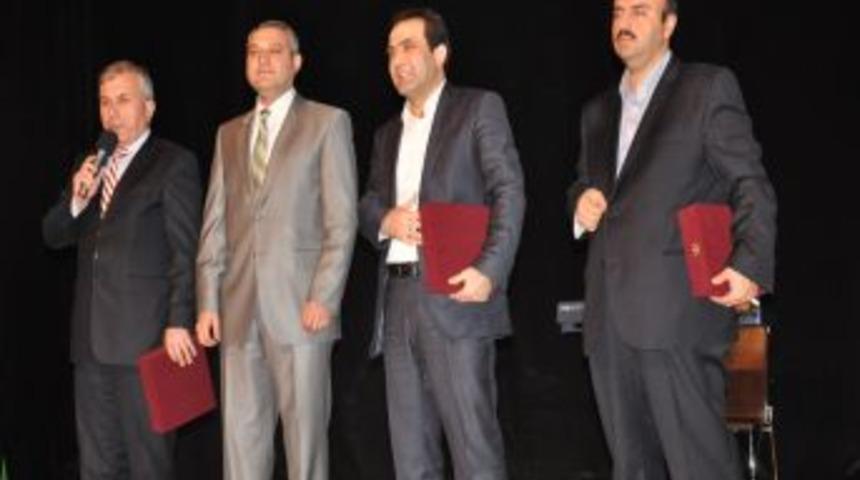 Can&rsquo;a yılın başarılı başkan yardımcısı &ouml;d&uuml;l&uuml;