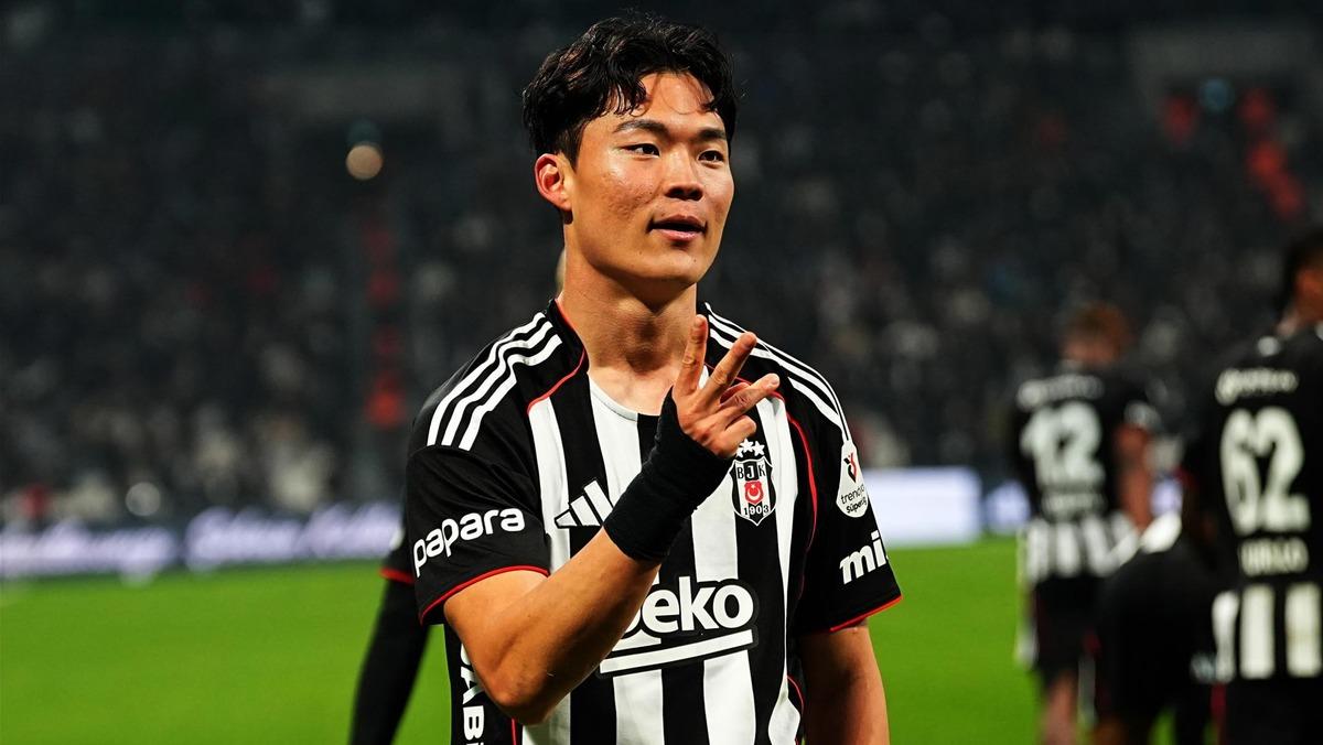 Beşiktaş a derbi öncesi müjdeli haber! Dusan Vlahovic... 2
