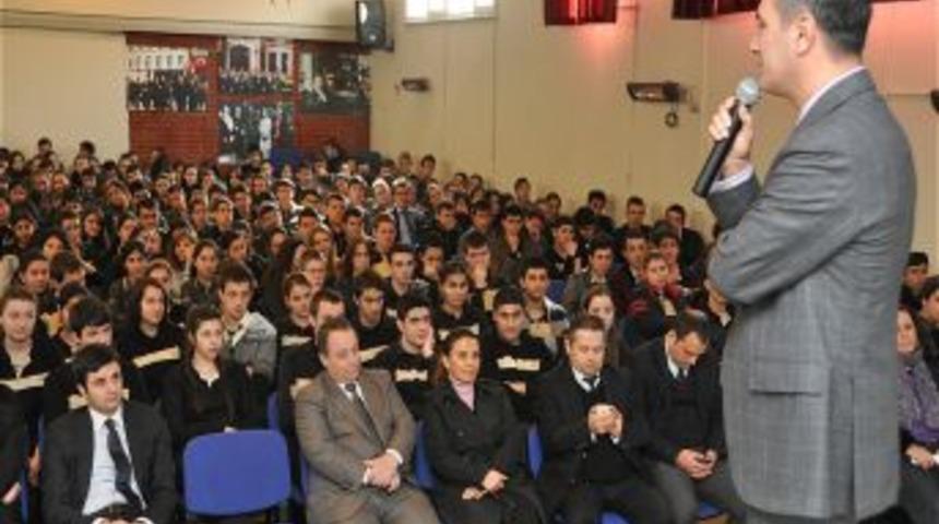 Başkan&rsquo;dan gen&ccedil;lere girişimcilik dersi