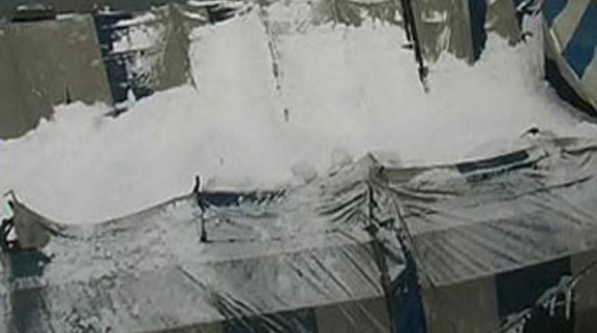 Pazar yerinde facia: 2 &ouml;l&uuml;, 19 yaralı