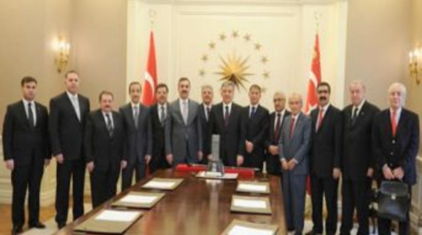 Bitlis heyeti K&ouml;şk'e &ccedil;ıktı