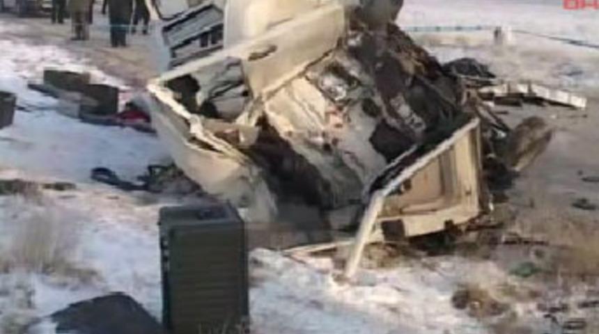 Katliam gibi kaza: 5 &ouml;l&uuml;, 5 yaralı