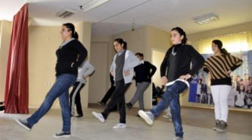 Akdenizde yeni d&ouml;nem kursları başladı