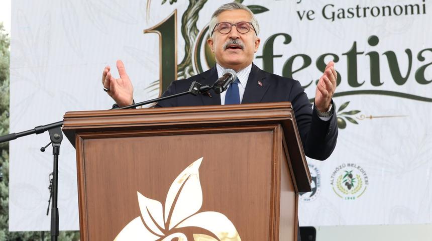 AK Partili Yayman'dan fon kriziyle ilgili net mesaj: "Nefsine yenik d&uuml;şenle asla yol y&uuml;r&uuml;meyiz"