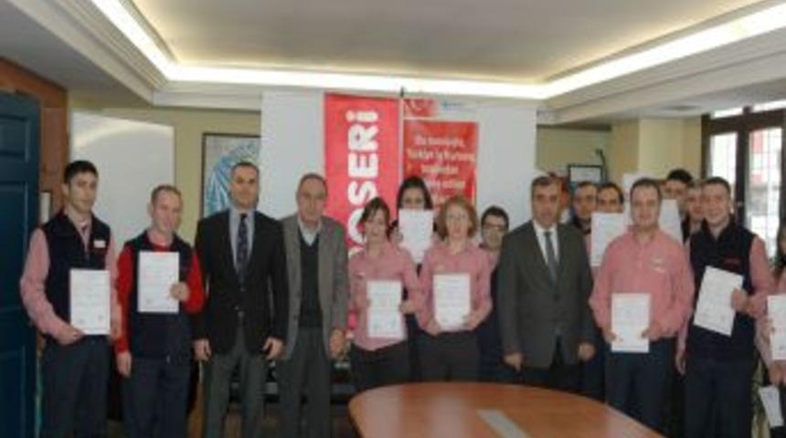 Groseri iş başı eğitimleriyle istihdama destek sağlıyor