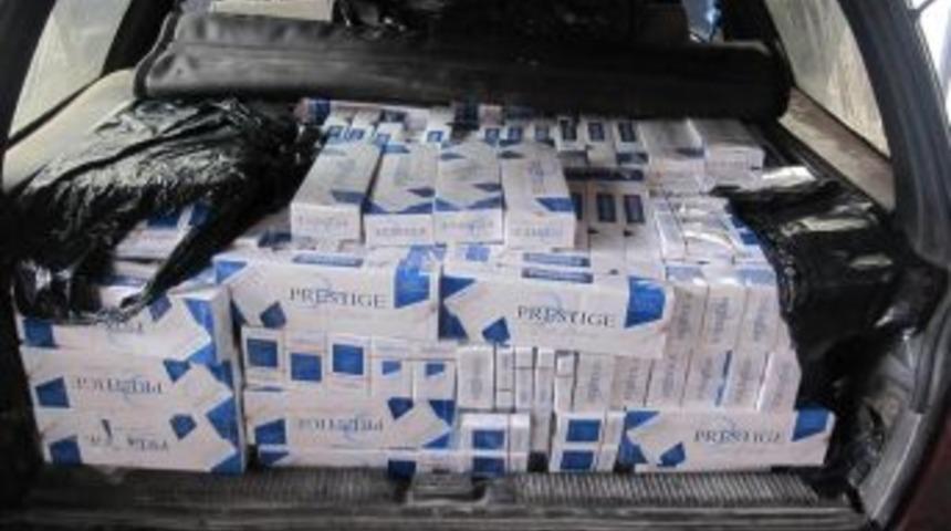 Osmaniye'de 19 bin paket ka&ccedil;ak sigara ele ge&ccedil;irildi