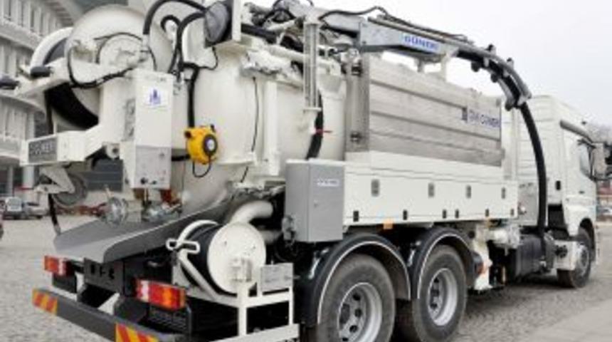 Malatya Belediyesi 3 yılda 130 iş makinası aldı