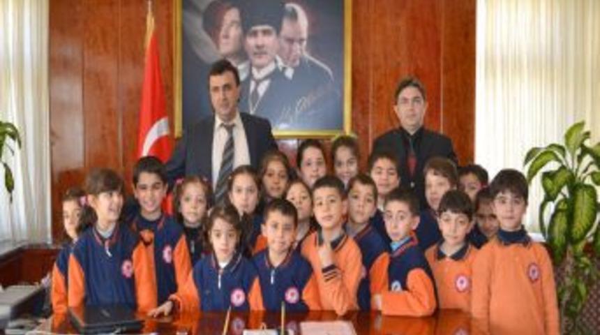 Kolej &ouml;ğrencileri kaymakamlık mesleğini &ouml;ğrendi