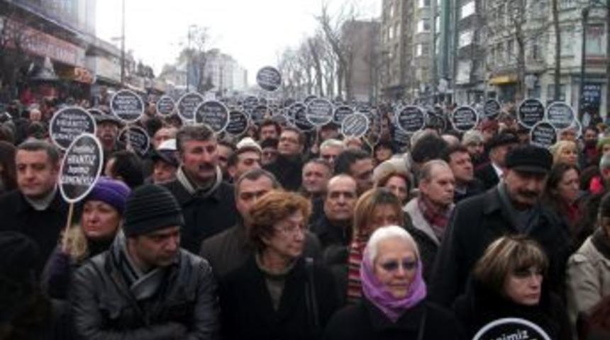 Hrant Dink i&ccedil;in bir araya geldiler