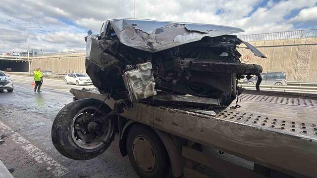 Eskişehir&rsquo;de trafik kazası: 1&rsquo;i ağır 2 yaralı 1