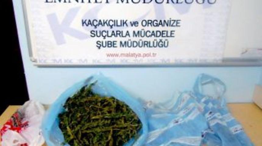 Malatya'da 1 kilo 564 gram esrar yakalandı