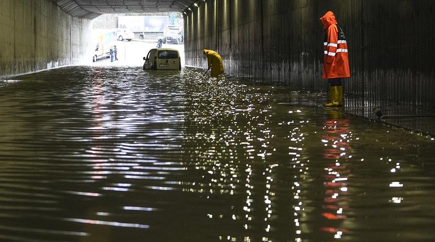 Son dakika | Sel felaketinden acı haberler g&uuml;nler sonra art arda geldi! İstanbul'da can kaybı 5'e y&uuml;kseldi