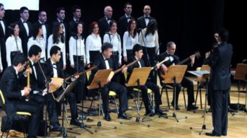 Kepez THM Topluluğu yılın ilk konserini verdi