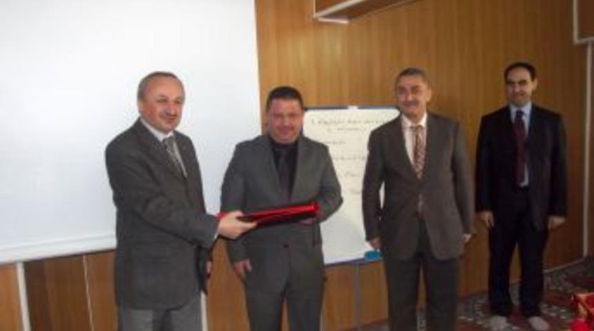 Tirebolu M&uuml;ft&uuml;l&uuml;ğ&uuml;'n&uuml;n vaaz kursu sona erdi