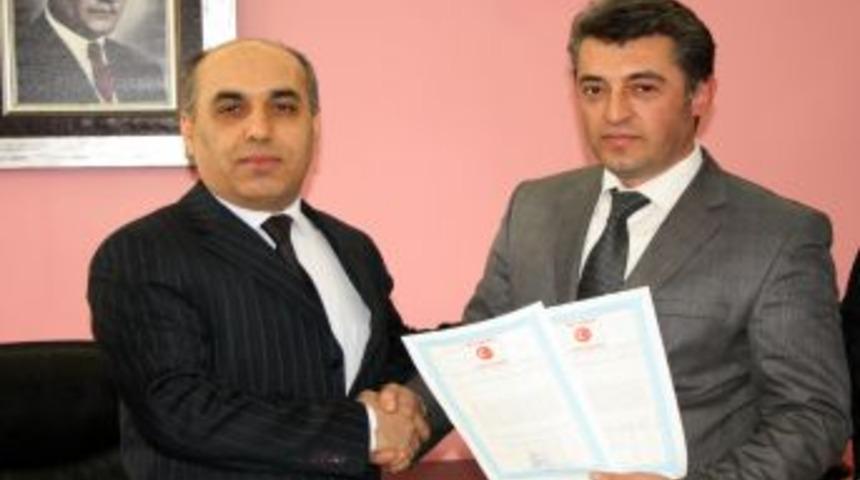 Beşikd&uuml;z&uuml; OSB&rsquo;de Aktaş Prefabrik tapu almaya hak kazanan ilk fabrika oldu