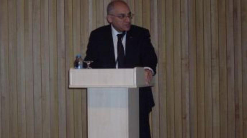 &Ccedil;elik: Toplu İş İlişkileri Kanunu'nda sendikalarla y&uuml;zde 90 mutabakata varıldı