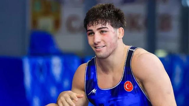 Ahmet Yağan dünya ikincisi oldu