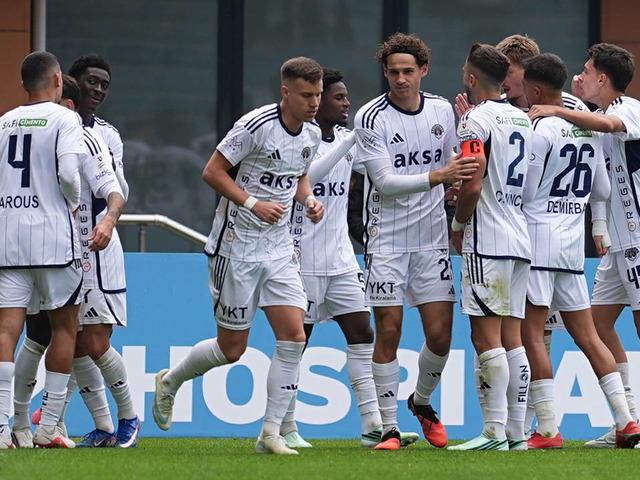 S&uuml;per Lig'e mağlubiyetle d&ouml;nd&uuml;! Kasımpaşa'dan farklı galibiyet