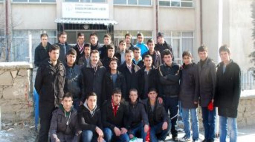 Vanlı &ouml;ğrenciler: Tavşanlılar bizlere kardeşleri gibi sahip &ccedil;ıktı