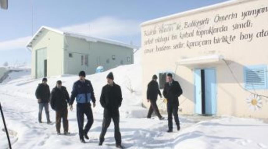 Donmaya karşı a&ccedil;ık bırakılan musluklar su t&uuml;ketimini artırdı