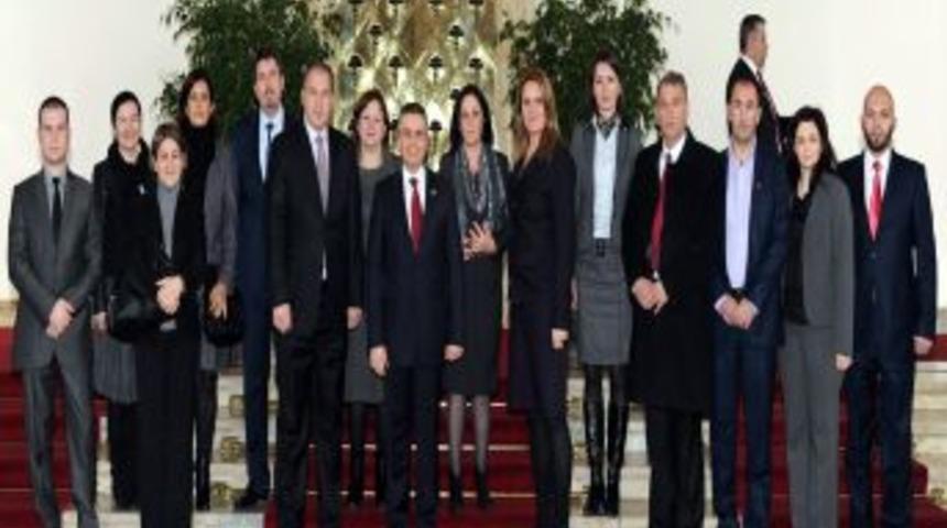 AK Parti'li Şerbet&ccedil;ioğlu: T&uuml;rkiye sağlıkta Kosova'ya model oluyor