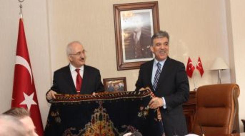 G&uuml;l: Dink davasında kamuoyunun tepkisi ortada, araştırılması gerekir