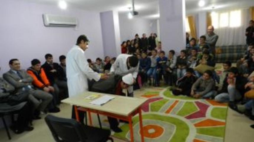 Yeşil Derik Okuma Salonu mesleki eğitim semineri d&uuml;zenledi