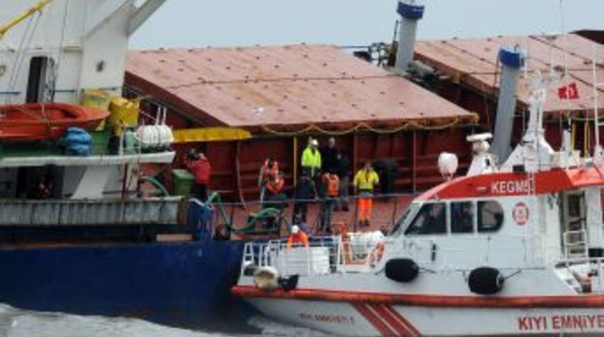 Kaza yapan gemiden su tahliyesine başlandı