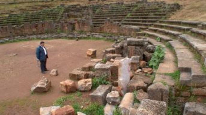 Telmessos Antik Tiyatrosu, Turizm Bakanlığı&rsquo;nın yatırım b&uuml;t&ccedil;esine alındı