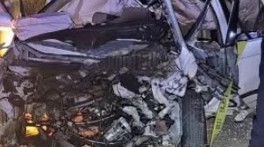 Kazada yaralanan 3 &ccedil;ocuk annesi, 11 g&uuml;n sonra &ouml;ld&uuml;