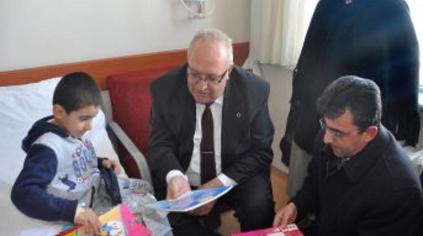 Karnesini hastanede aldı