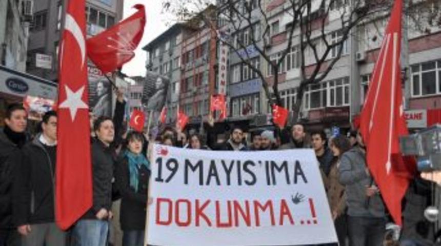 &Ouml;ğrencilerden 19 Mayıs tepkisi