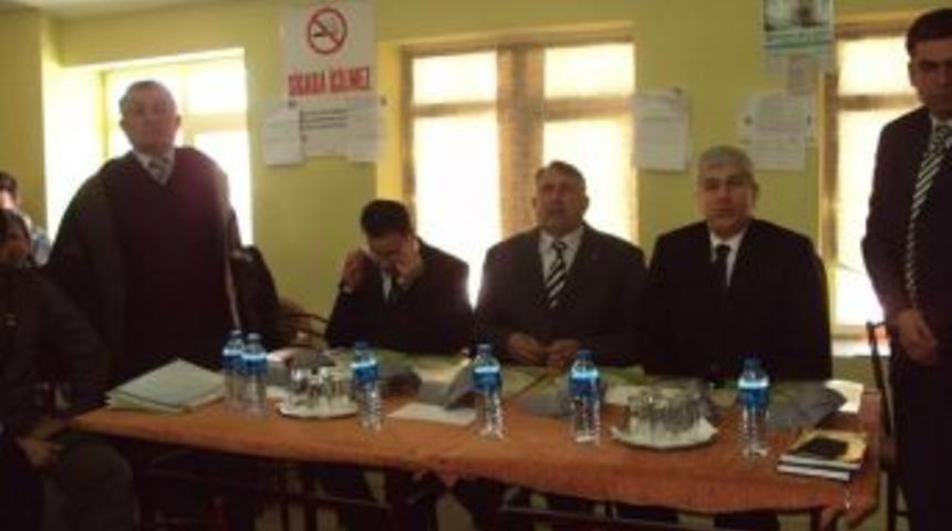 &Ccedil;if&ccedil;iler, modern sulama teknikleri ve sebzecilikle ilgili bilgilendirildi