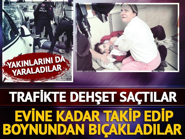Avcılar&rsquo;da 'yol verme' kavgası! S&uuml;r&uuml;c&uuml;y&uuml; evine kadar takip edip bı&ccedil;akladılar: 3 yaralı