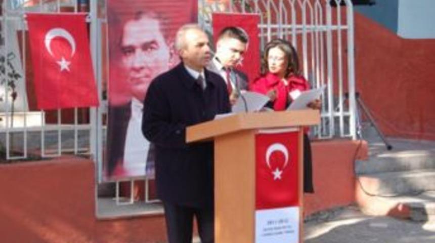 Yeni  yıl karne t&ouml;reni yapıldı.